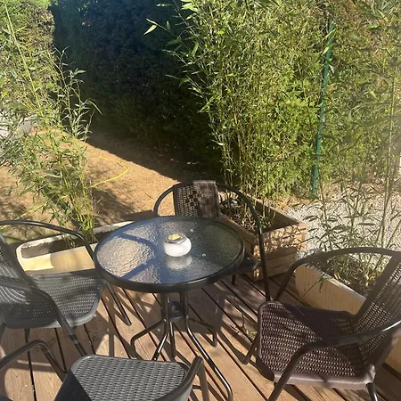Privee Piscine Sejour Pro Ou Detente Rousson (Gard)